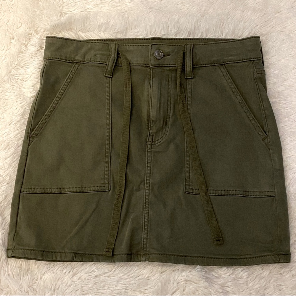 American Eagle AEO High Rise Miniskirt size 4 short in army green olive green